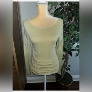 Vince Long Sleeve Crew Pullover in Lima Green Sz XS